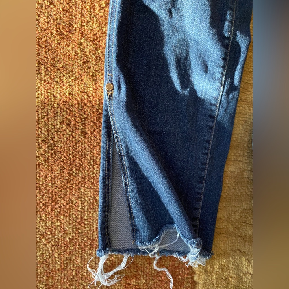 Authentic Liverpool LA The Crop Jean, 6/28 - Picture 5 of 5